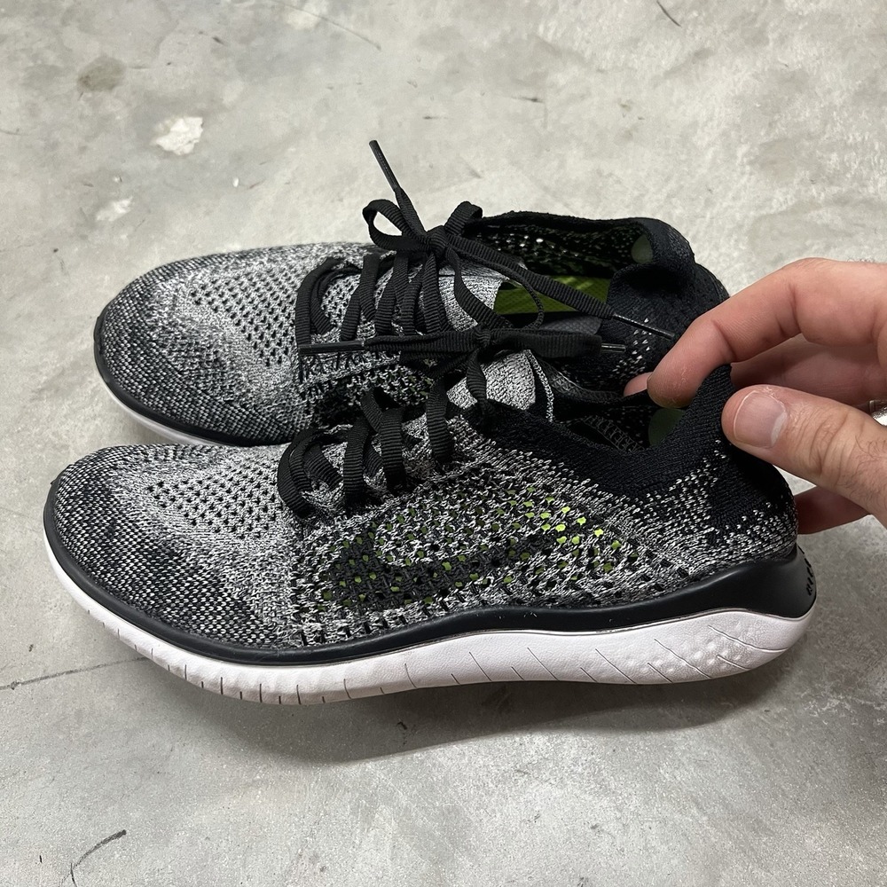 Nike Free RN Flyknit Oreo Black/White Running Shoes 942839-101 Women's Size 7